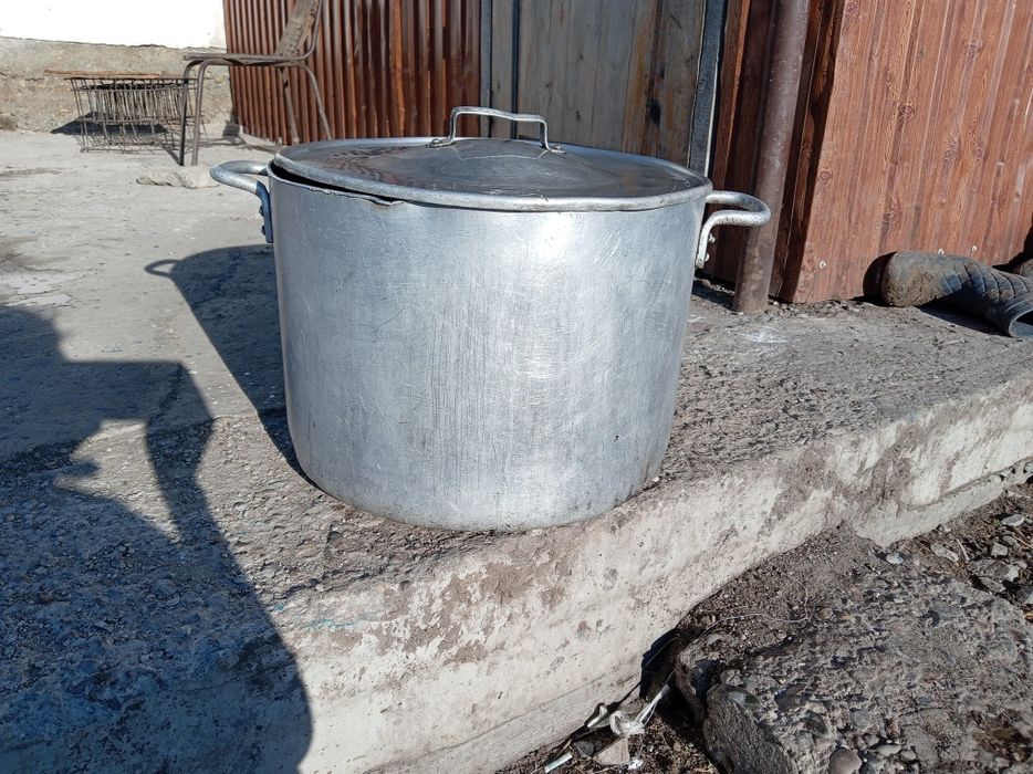 Продам алюминиевая кастрюля