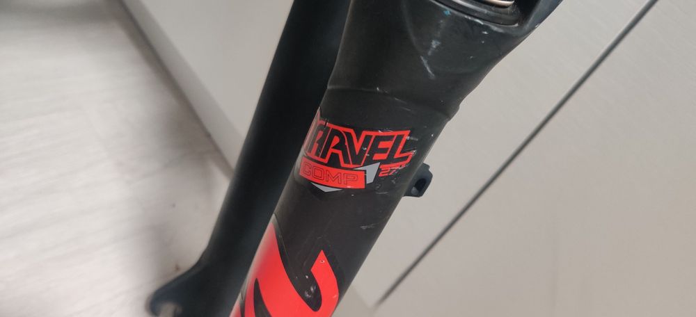 Furca Manitou 27.5 aer