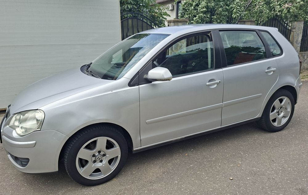 Vw Polo 1.4 benzina, 110000km reali cu carte service, vopsea originala