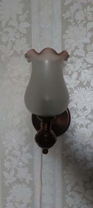 Продам бра настенное.