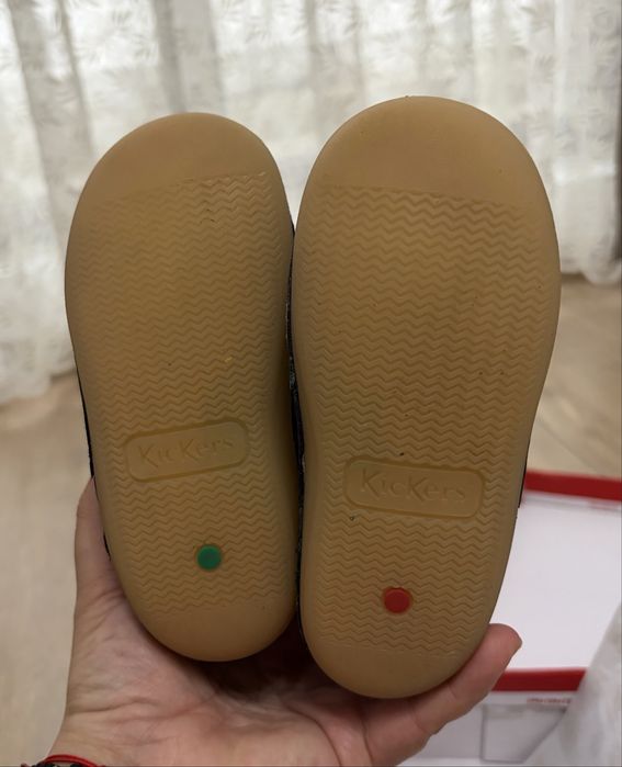 Ghete kickers’ bleumarin