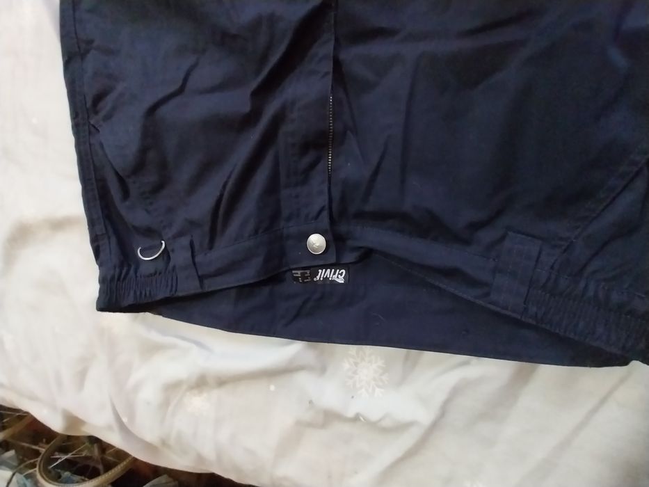 Чисто нови дънки два ежедневни панталона