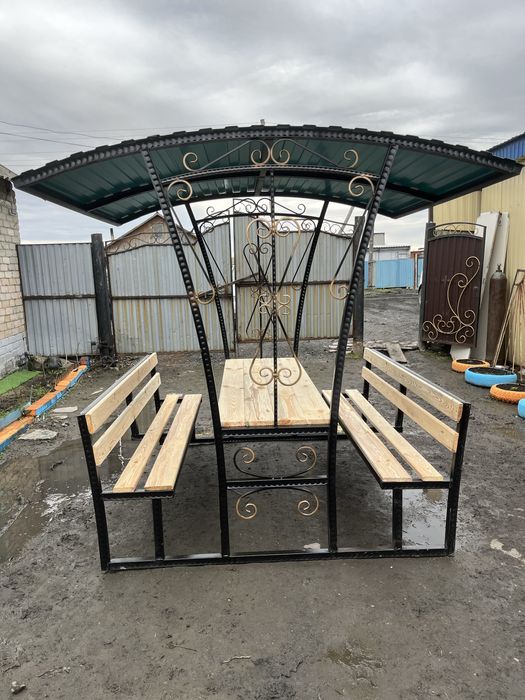 Продам беседку кованную, с прокатом