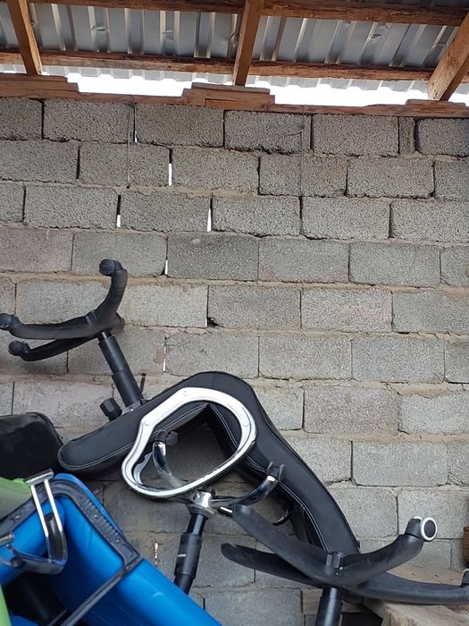 Продам кресла разные