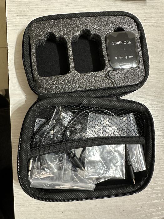 Продам петличку Rode