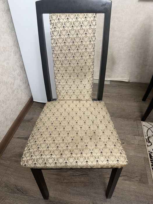 Продам стол со стульями