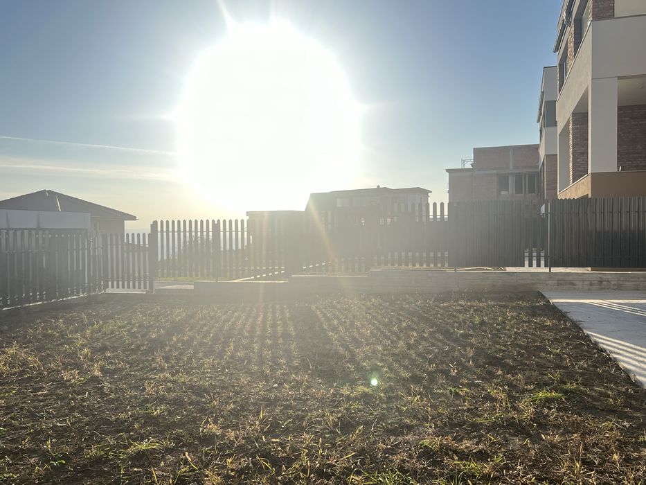 Vând fără TVA casă tip Duplex 160 mp +200 mp de grădină