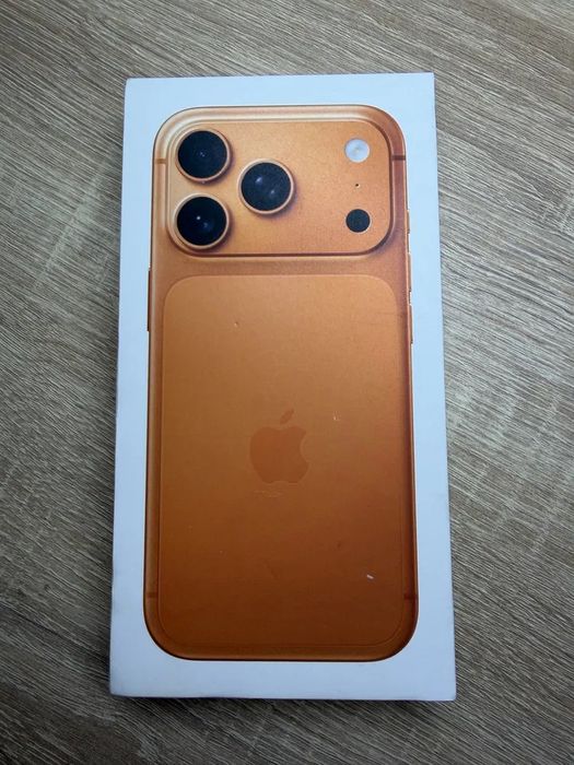 Продам Новый Запечатанный iPhone 17 Pro 256Gb Sim-Esim Айфон 17 Про