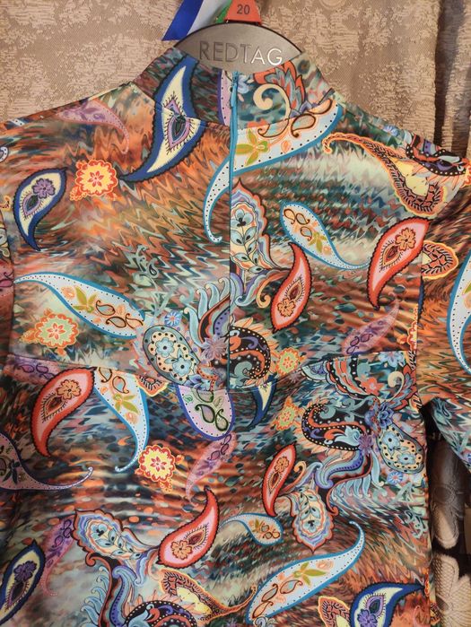 Продается лонгслив