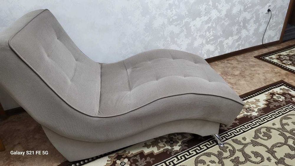 Продается диван (уголок дивана шезлонг)