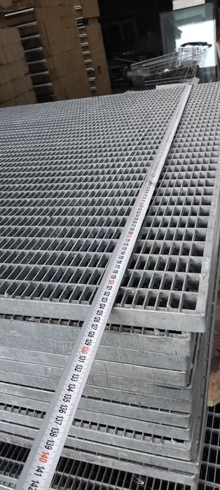 Grilaje zincate metalice 65x130