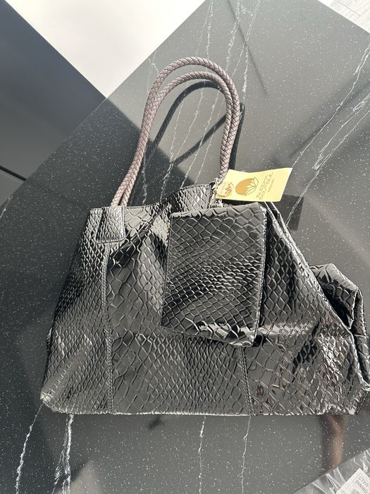 Новая кожаная сумка