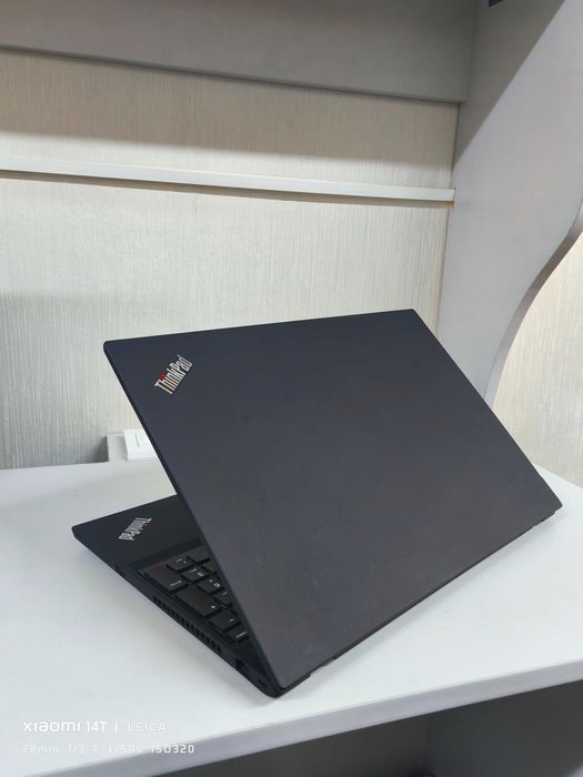 Ноутбук ThinkPad P15s