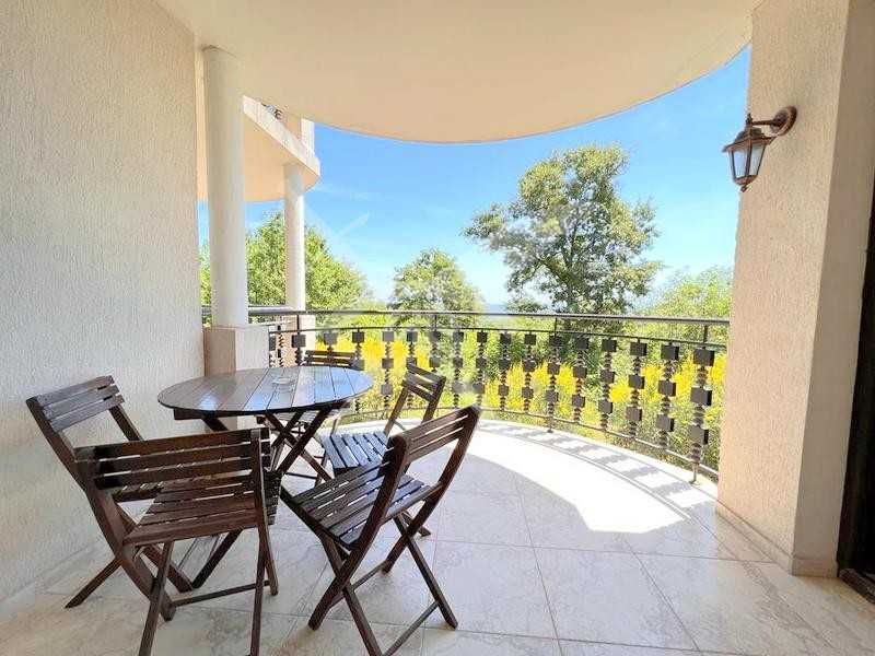 Продава се Тристаен апартамент в Обзор - 113 кв.м за 1005 €/кв.м - Снимка #5