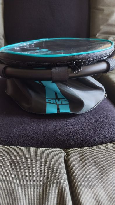 Стол с прикачно оборудване на RIVE за фидер риболов