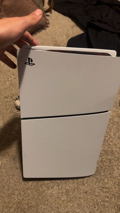 PS5 slim digital 1TB