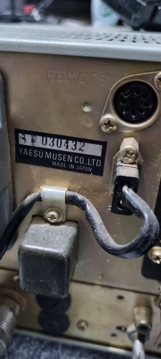 Statie transceiver Yaesu FT 901 DM si  FT 780 R