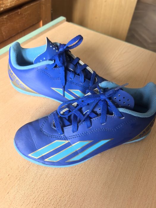 Бутонки 33 addidas Messi