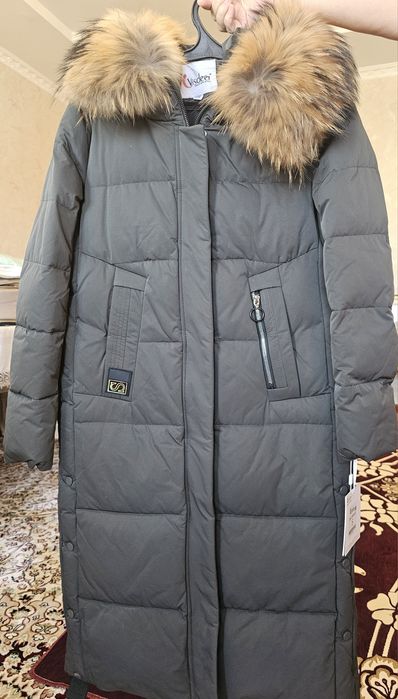 Продается женская верхняя одежда