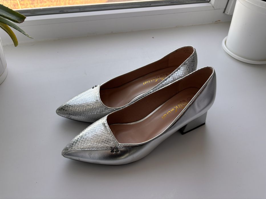 Продам туфли хит сезона 38рр