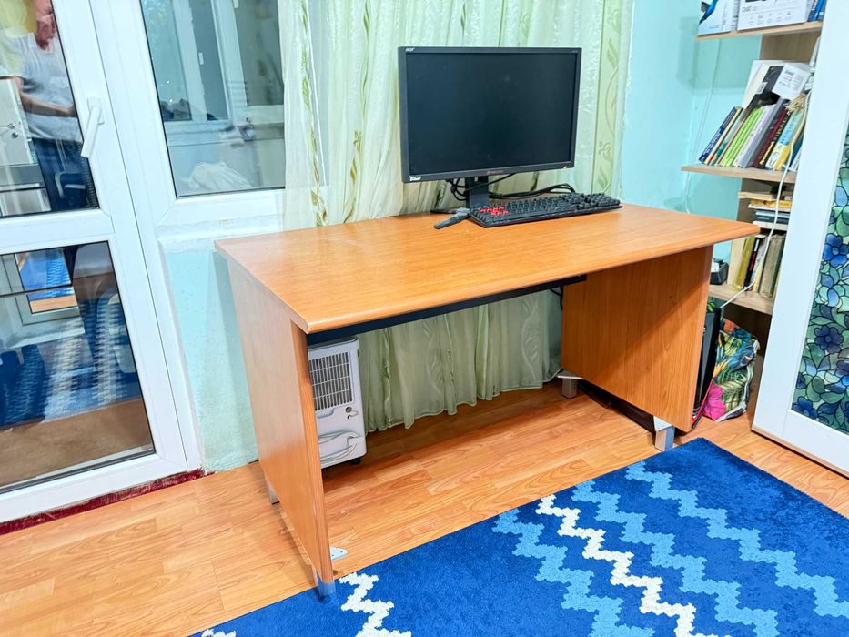 Бюро Маса за компютър. Бургас