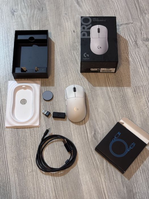 Logitech pro x superlight 2 white