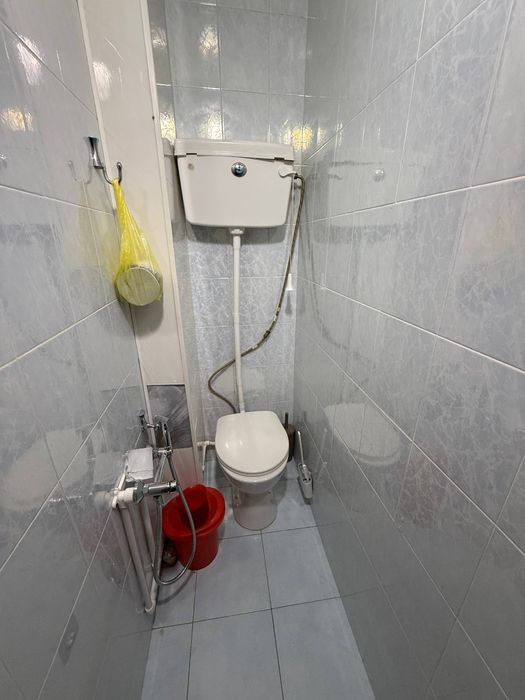 Продаю квартиру в центре ц13 Лабзак 3х комнатную с большим балконом