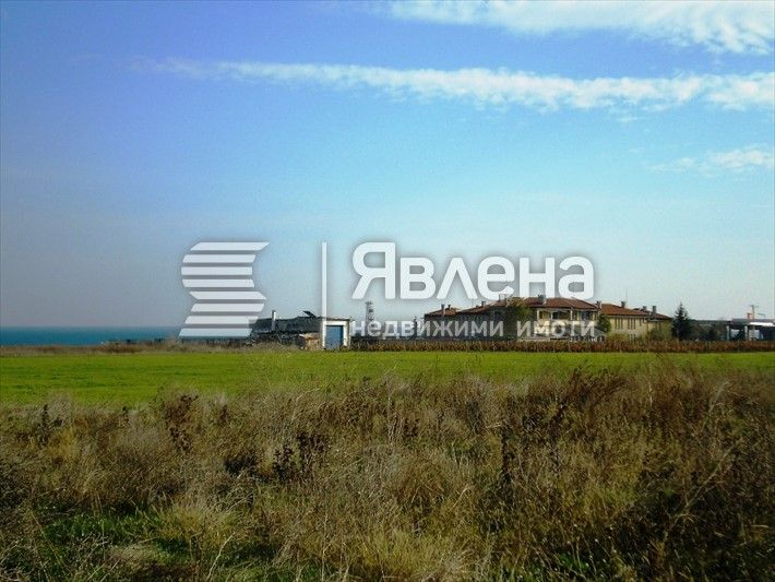 Продава се Парцел в Поморие - 6800 кв.м за 52 €/кв.м - Снимка #4