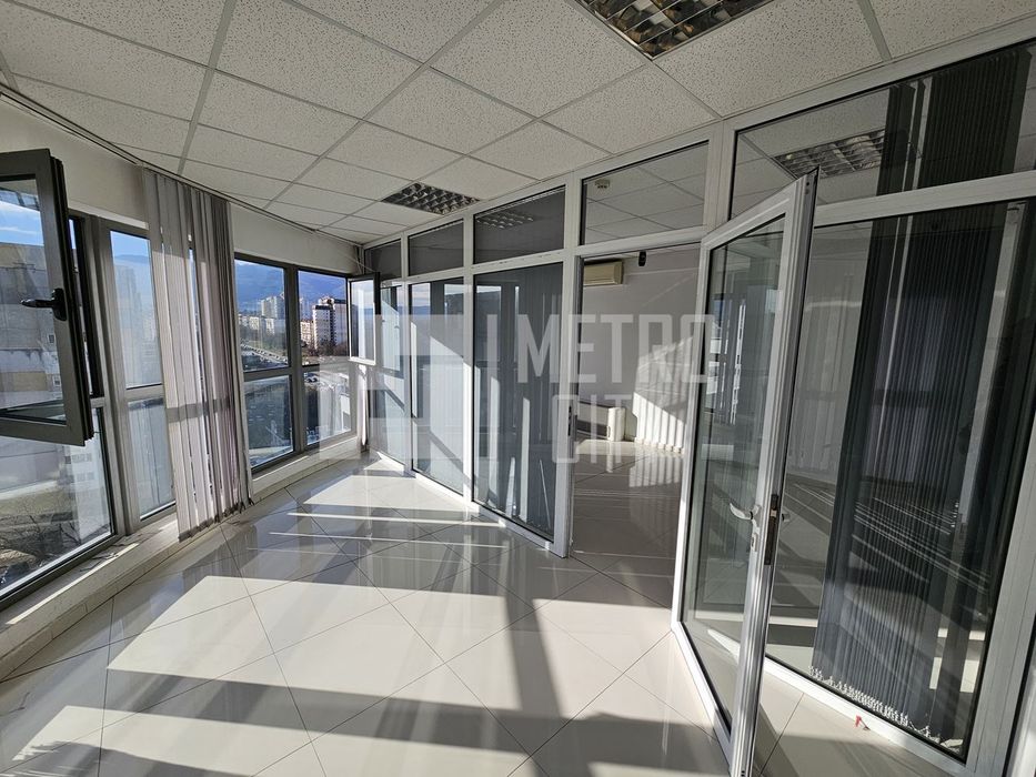 Дава се под наем Офис в София, Младост 3 - 418 кв.м за 3672 € - Снимка #8