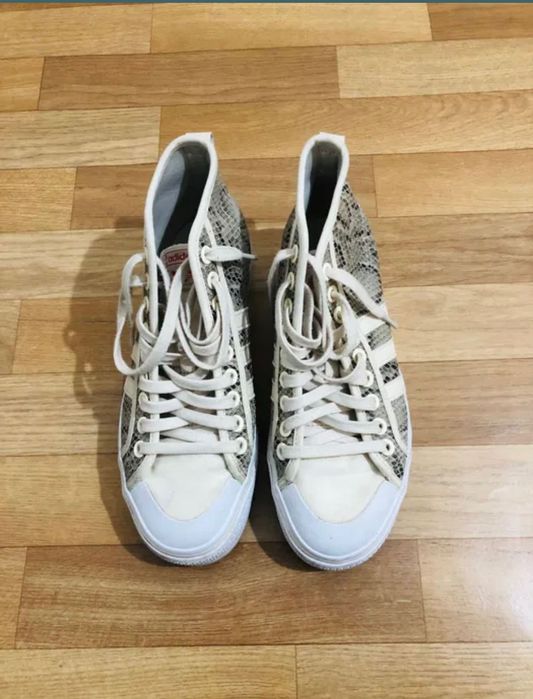 Дамски обувки ADİDAS 40 номер