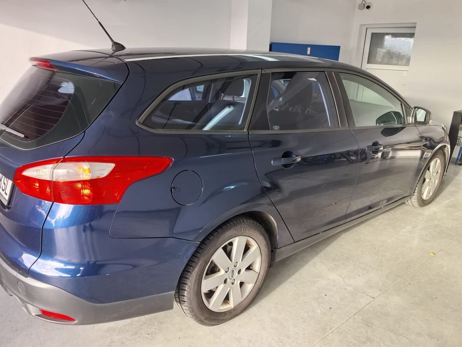FORD Focus 2011 — imagine 2