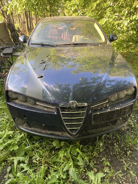 Se vinde Alfa Romeo