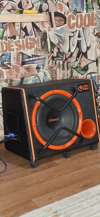 Продам сабуфер DV-Pioneer.ok