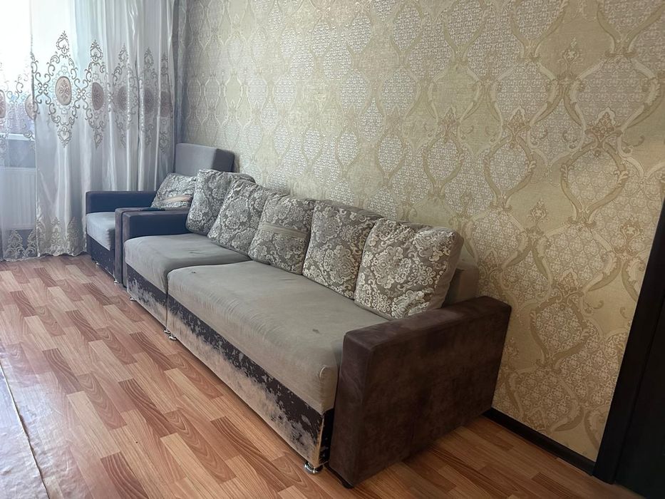 Диван с креслом бесплатно