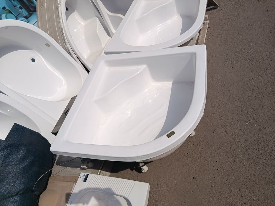 Akril vanna larimiz bor