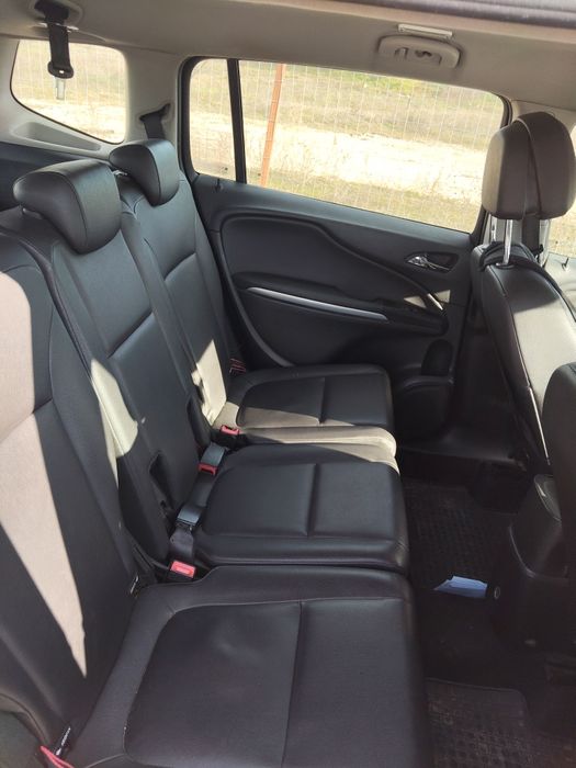 Opel zafira tourer 1.6 t-metan