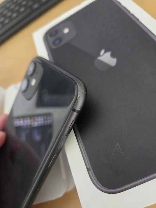 IPhone 11 64GB, baterie nouă 100%, cutie