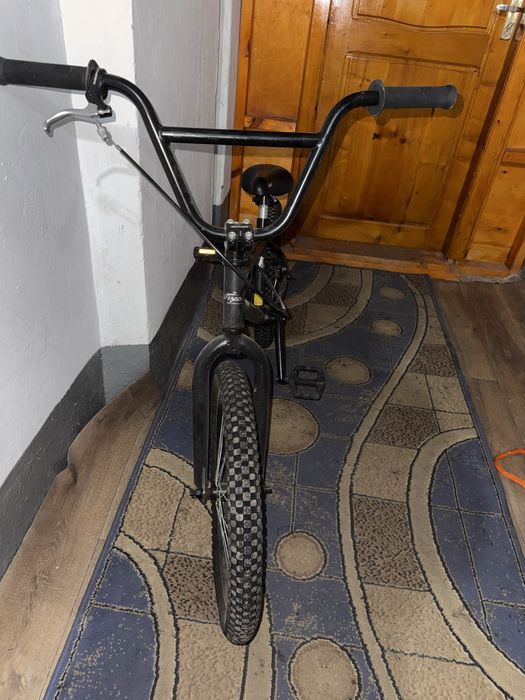 Велосепед BMX 2022 года.