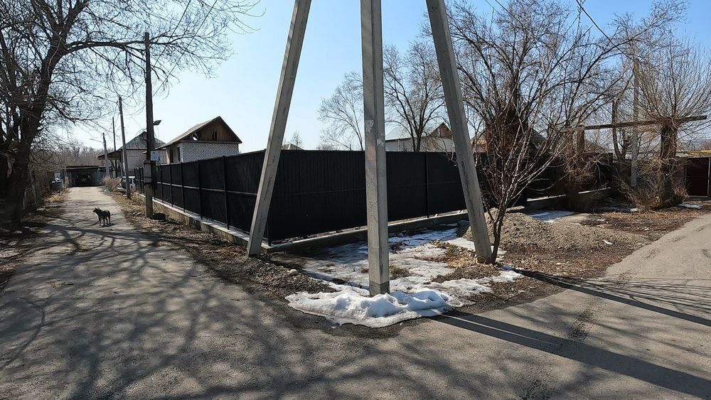 Участок на хуторе в городе