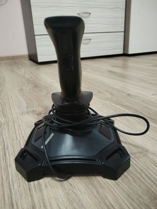 Джойстик Logitech ATTACK 3