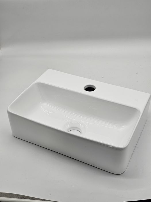 Lavoar dreptunghiular din ceramică Ibergrif M41101, alb, pentru baie ș