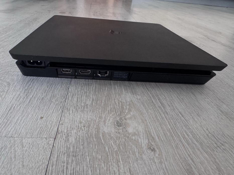 Sony Playstation 4 slim 500 GB