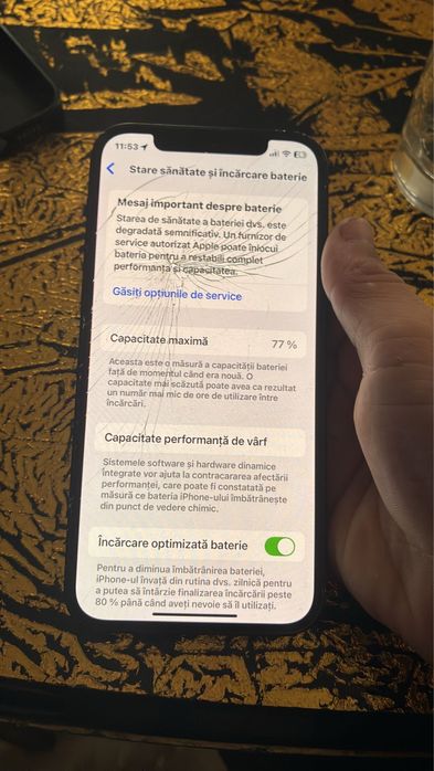 Vind iphone 12 sau si schimb cu atv 125 cc pertul este 700 lei