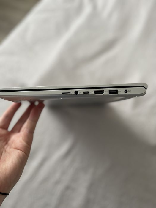 Продам Asus Vivobook
