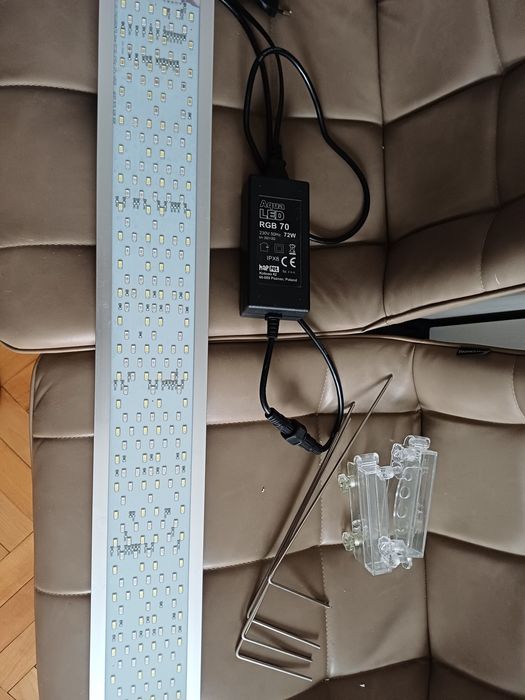 Lampa Aqualed 70-80 cm