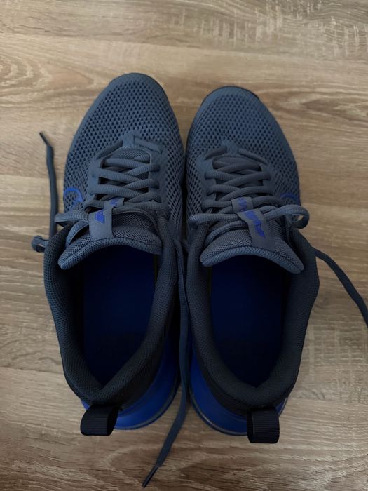 Nike Air Max Trainer 6