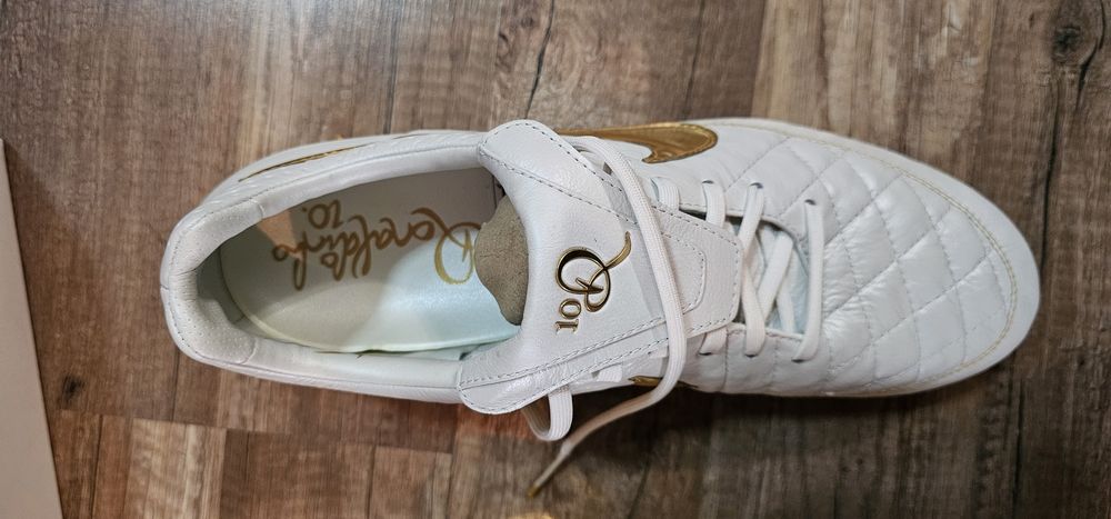 Nike Tiempo Legend V Premium FG "Touch of Gold 2015