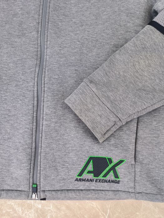 Armani Exchange суичър размер L