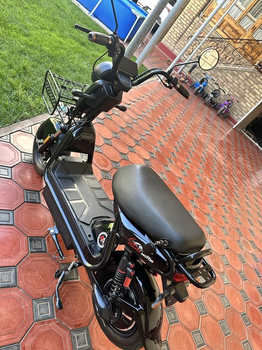 Скутер сотилади енги