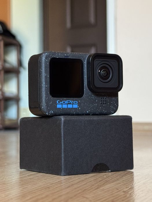 Pachet GoPro Hero 12 Black (2 acumulatori enduro) + Gimbal Hohem iSteady Pro 4 + card 256GB + Filtre ND/CPL